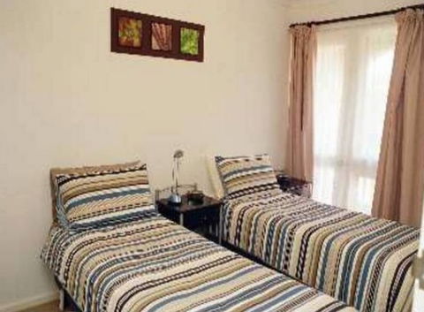 Lake Shore Apartment - Accommodation Melbourne 1