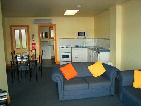 Smugglers Rest - Melbourne 4u 0
