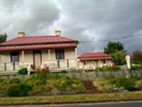 Tier View Twin Cottages - Accommodation Melbourne 0