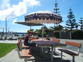 Hillcrest Caravan Park - Accommodation Melbourne 0