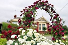 Golden Embers Apartments And B And B - Accommodation Melbourne 0