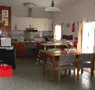 Oatlands Retreat - Melbourne 4u