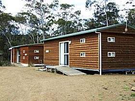 Hobart Bush Cabins - Melbourne 4u 0