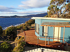 Larus Waterfront Cottage - Melbourne 4u 0
