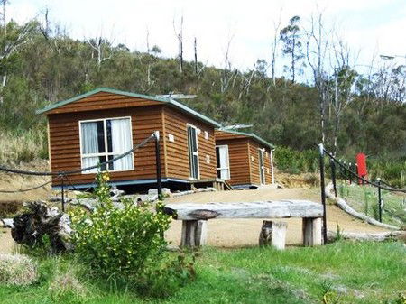 Hobart Bush Cabins - Melbourne 4u 1