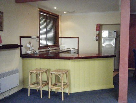 Strahan Holiday Retreat - Melbourne 4u 2