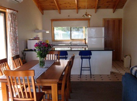 Daniel's Bay Retreat - Melbourne 4u 3