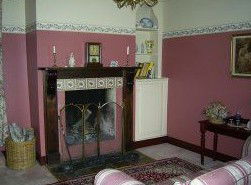 Lythgos Row Of Romantic Cottages - Melbourne 4u 2