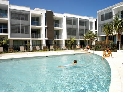 Element On Coolum Beach - Melbourne 4u 1