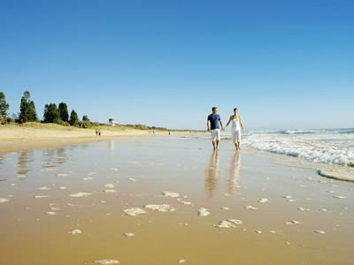 Element On Coolum Beach - Melbourne 4u 4