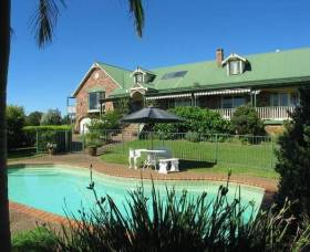 The Lodge - Far Meadow - Accommodation Melbourne 0
