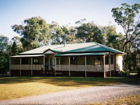 Applegarth Bed And Breakfast - Accommodation Melbourne 0