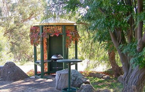 Nuggetty Cottage - Accommodation Melbourne 0