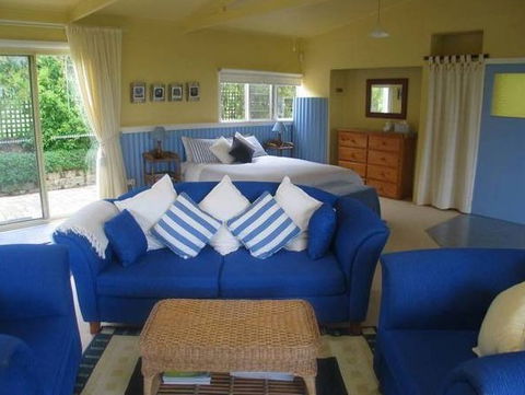 The Lodge - Far Meadow - Accommodation Melbourne 1