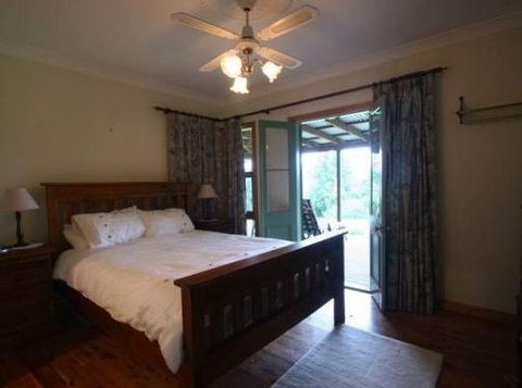 Elouera - Accommodation Melbourne 5
