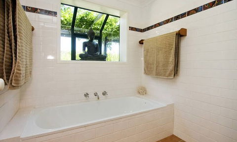 Banksia Garden Retreat - Accommodation Melbourne 2