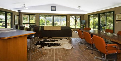 Banksia Garden Retreat - Accommodation Melbourne 4