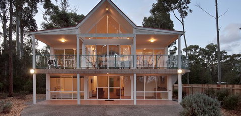 Lochani On The Bay - Accommodation Melbourne 0