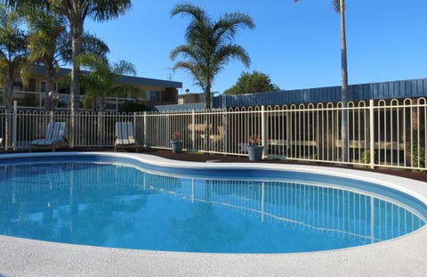 Chapman Court - Accommodation Melbourne 6