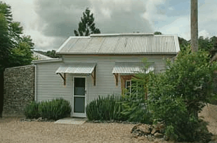 Mavis's Kitchen and Cabins - Accommodation Melbourne
