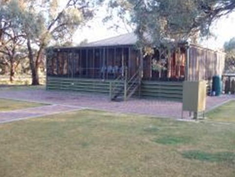 Elphicks Island Lodge - Accommodation Melbourne 2