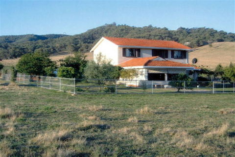 Cossettini High Country Retreat - Accommodation Melbourne 0