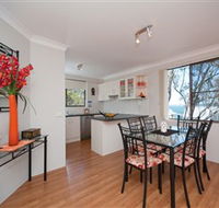 Magnus Street Treetops - Accommodation Melbourne