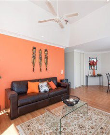 Magnus Street Treetops - Accommodation Melbourne 3