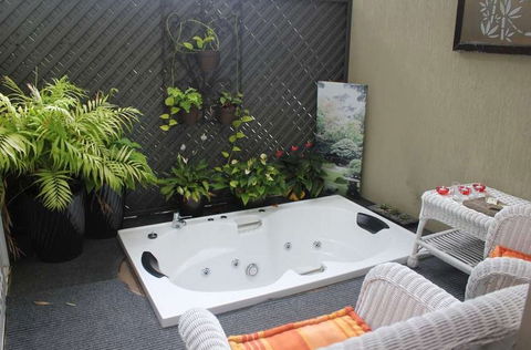 Nelson Bay Bed And Breakfast - Melbourne 4u 3