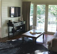 Book Barn Cottage - Accommodation Melbourne
