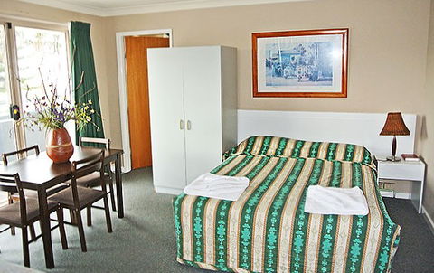 Anchor Inn - Melbourne 4u 4