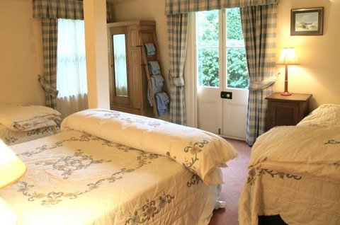 Capers Guesthouse And Cottage - Accommodation Melbourne 0