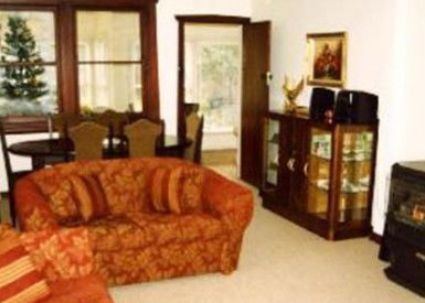 Avarest Cottage - Melbourne 4u 3