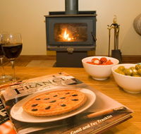 Bingle Tree Retreat - Accommodation Melbourne