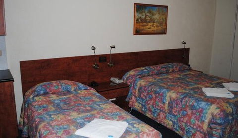 Amber Court Coonabarabran - Melbourne 4u 4