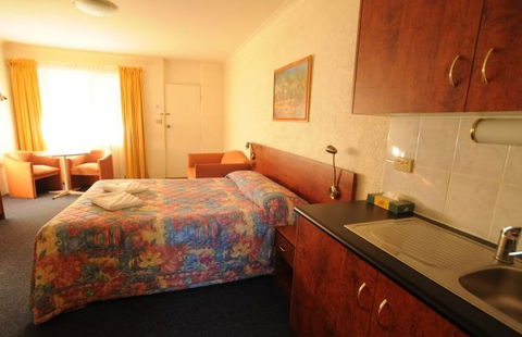 Amber Court Coonabarabran - Melbourne 4u 5