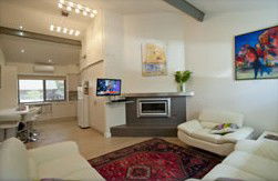 A Colourcity Apartments - Accommodation Melbourne 1