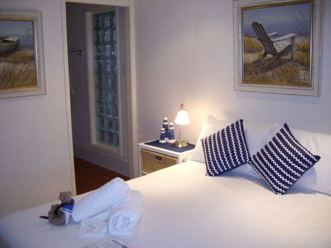 Alexander Lakeside Bed And Breakfast - Melbourne 4u 3