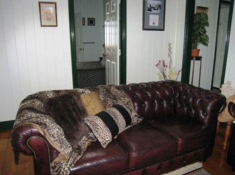 Pitstop Lodge Guesthouse And Bed And Breakfast - Accommodation Melbourne 4