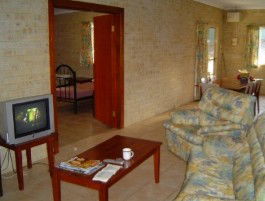 Beachcomber Moreton Island - Accommodation Melbourne 3
