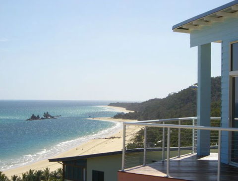 Blue Ocean View Beach House - Accommodation Melbourne 5