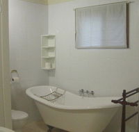 Cosy Cottage - Holiday Home - Accommodation Melbourne