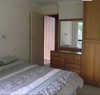 Bowen House - Holiday Home - Accommodation Melbourne