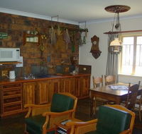 Colonial Cottage - Holiday Home - Accommodation Melbourne