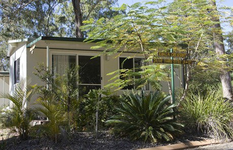 Warnung QLD Accommodation Melbourne