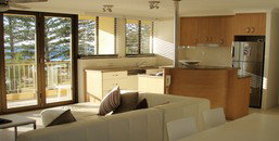 Columbia Beachfront Apartments - Accommodation Melbourne 5