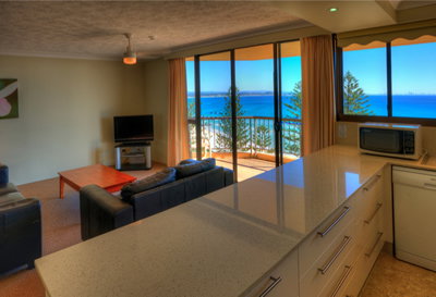 Columbia Beachfront Apartments - Accommodation Melbourne 7