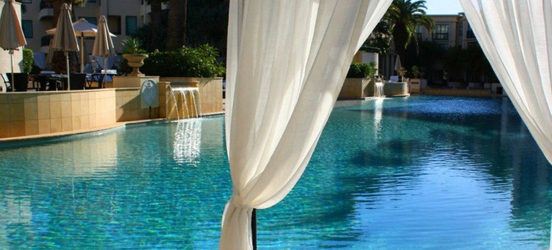 Main Beach QLD Accommodation Melbourne