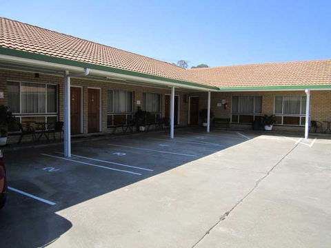 Buckaroo Motor Inn - Accommodation Melbourne 3