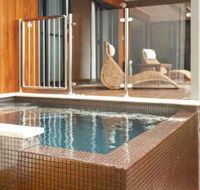 Chandeliers on Abbey - Accommodation Melbourne